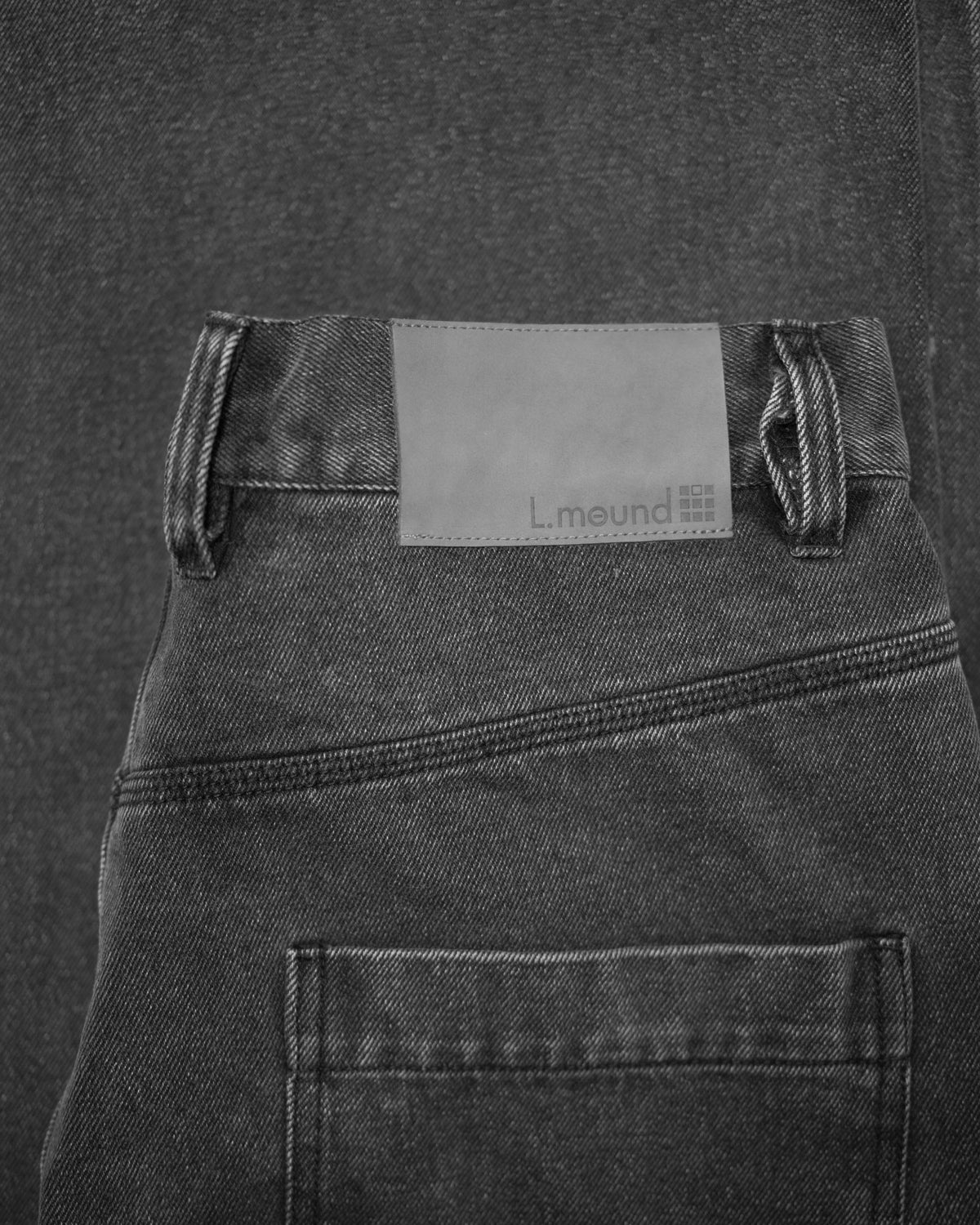 Triple Stitched Baggy Jeans