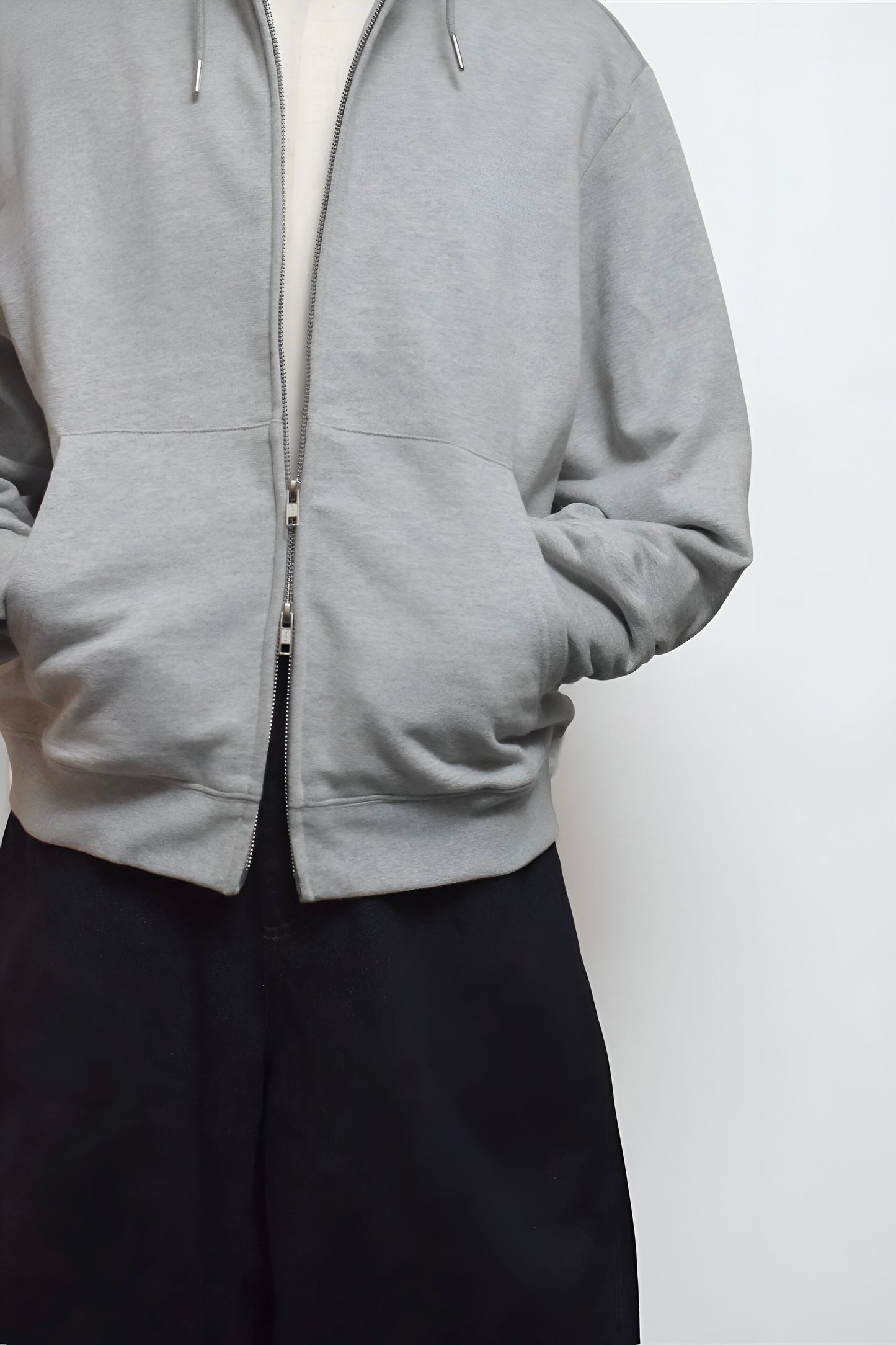 7days Classic Hoodie - Back Logo
