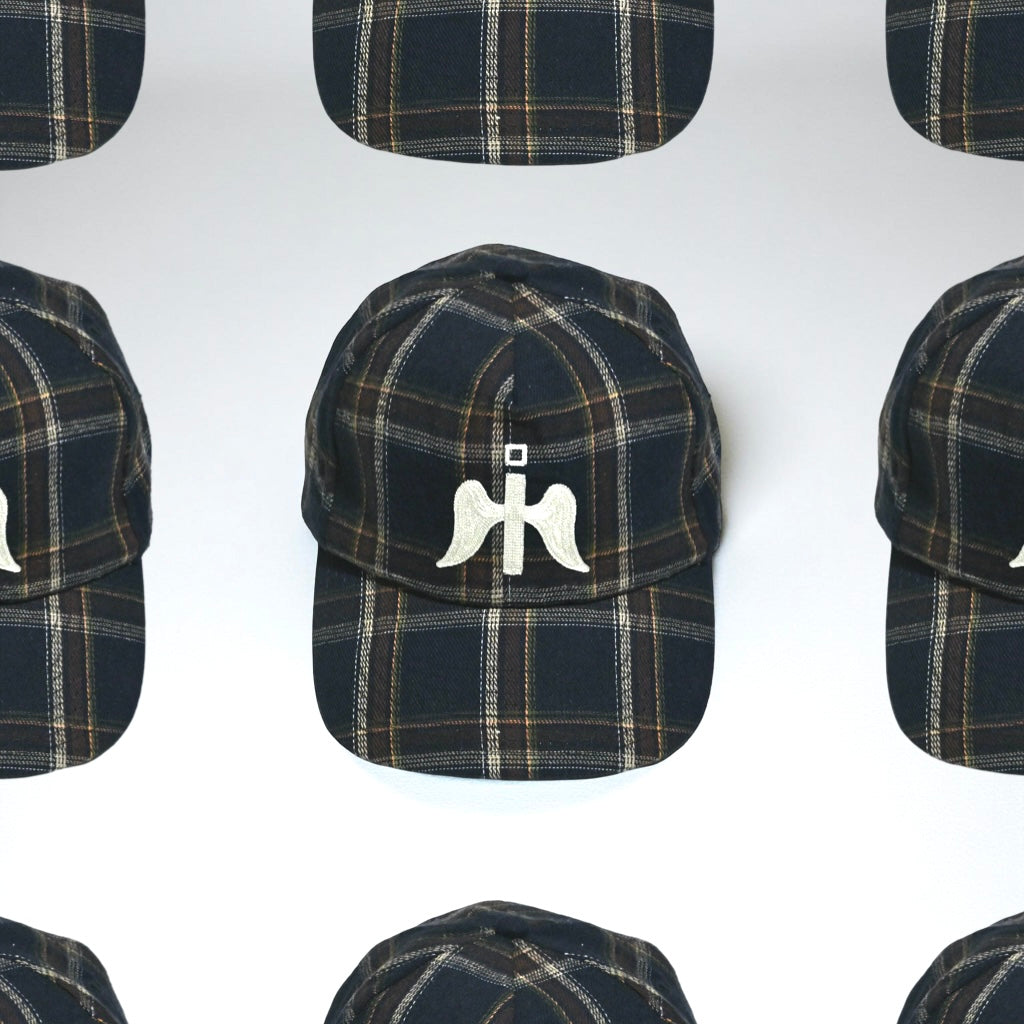 Angele Logo 6-Panel Cap "too much heaven"