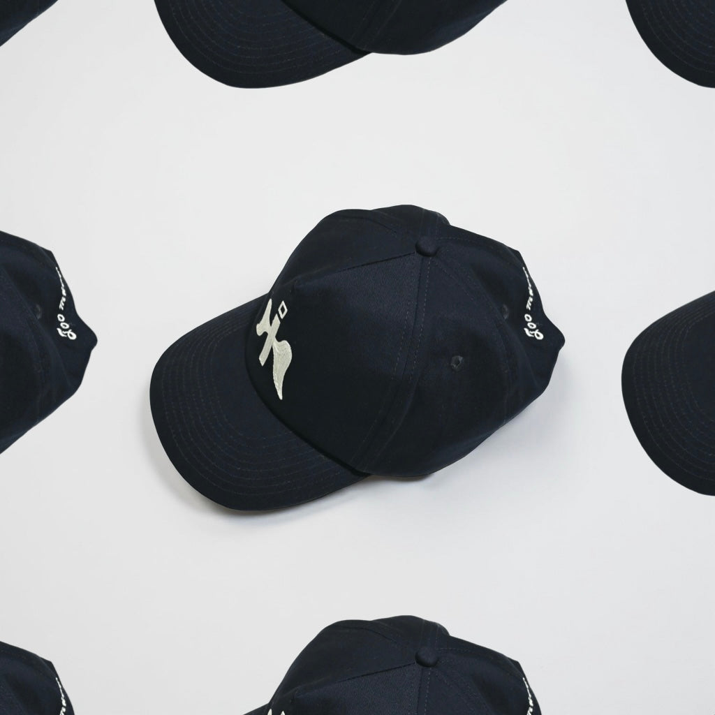 Angele Logo 6-Panel Cap "too much heaven"